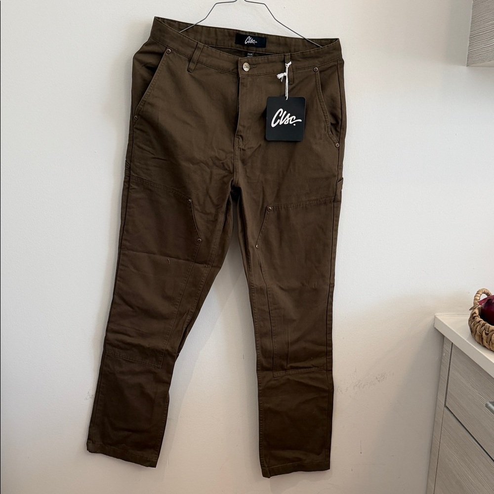 Men's Cargo Pants in Rich Brown